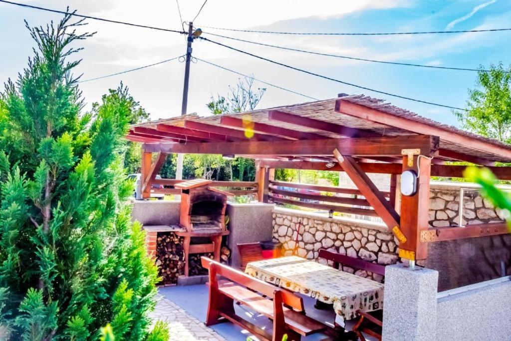 Apartment L&E Jadranovo Kültér fotó